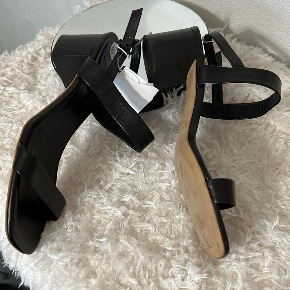 Everlane Double Strap Block Heel Sandal in Black - Picture 8 of 14